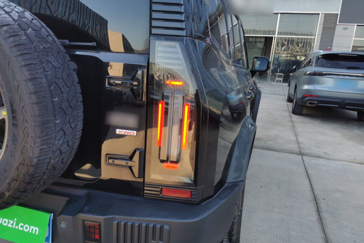 捷途旅行者 2023款 2.0T 四驱征服PRO车身外观9