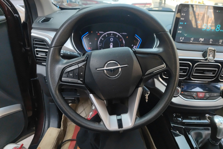 海马S5 2019款 160 手动豪华型局部细节13