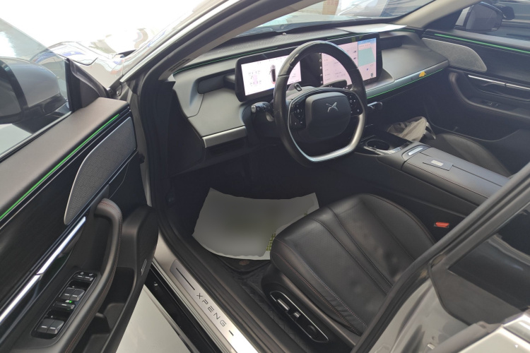 小鹏P7 2022款 480E中控内饰20