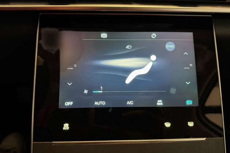 北京汽车 北京X7 2023款 1.5TD DCT优享+版中控内饰7004