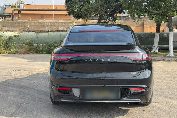 鸿蒙智行 智界R7 2024款 纯电 736km UItra车身外观6005