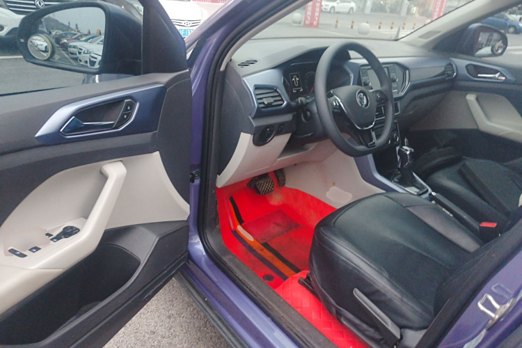 大众 途铠 2019款 280TSI DSG舒适版中控内饰20