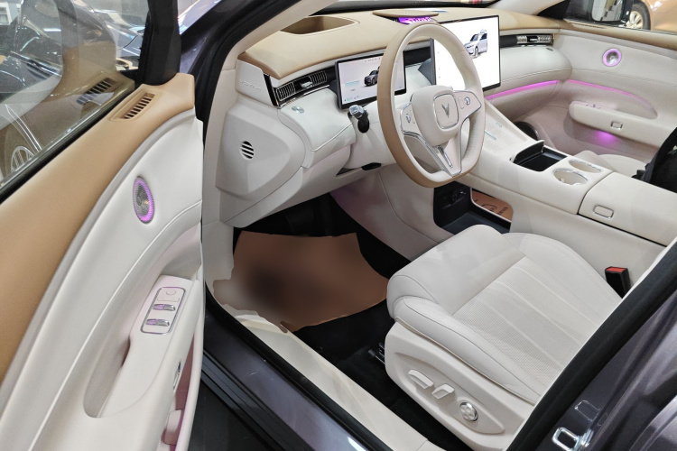 岚图汽车 岚图FREE 2025款 FREE+ 四驱乾崑版中控内饰20