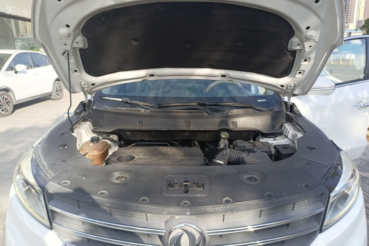 东风风光 风光580 2020款 1.5T CVT豪华型机舱底盘24