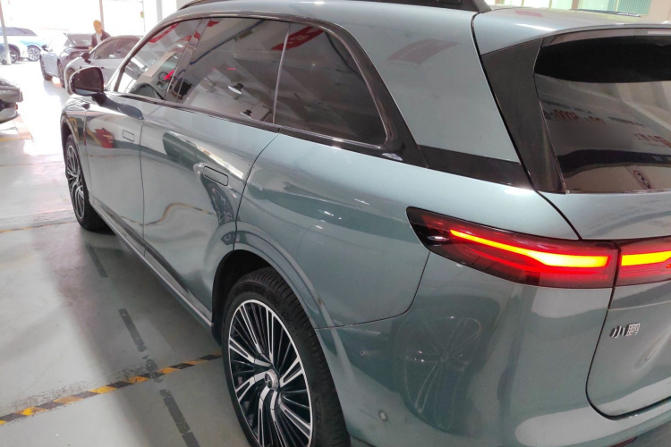 小鹏G9 2024款 702 Max车身外观4