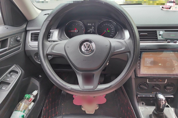 大众 宝来 2017款 1.6L 自动时尚型中控内饰13