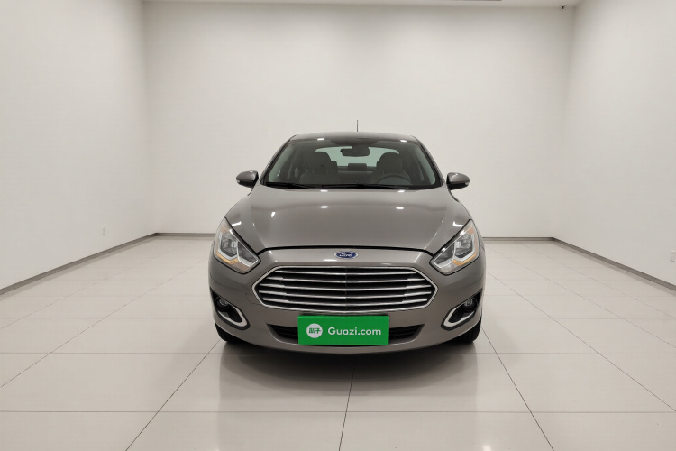 福特 福睿斯 2015款 1.5L 自动时尚型车身外观2