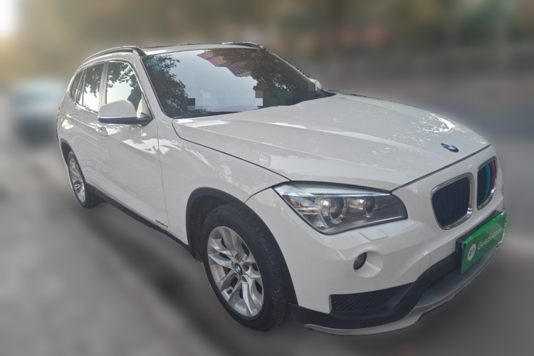 宝马X1 2014款 sDrive18i 领先型车身外观6002