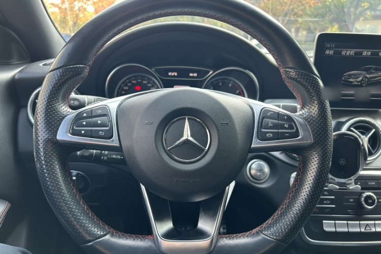 奔驰CLA 2016款 改款 CLA 220 4MATIC局部细节13