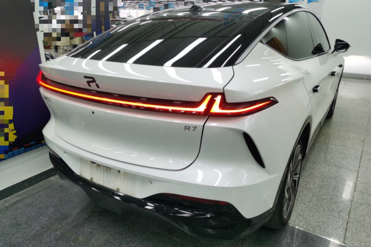 飞凡汽车 飞凡R7 2022款 长续高阶版车身外观6005