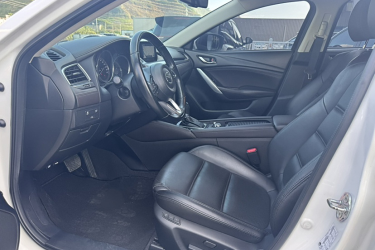 奥迪Q3 2019款 35 TFSI 进取动感型中控内饰7007