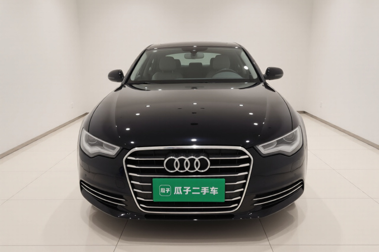 奥迪A6L 2012款 30 FSI 舒适型车身外观2
