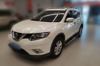 日产 奇骏 2015款 2.0L CVT舒适MAX版 2WD