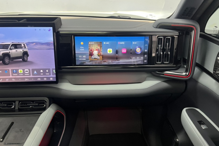 方程豹 豹5 2023款 云辇旗舰版中控内饰7009