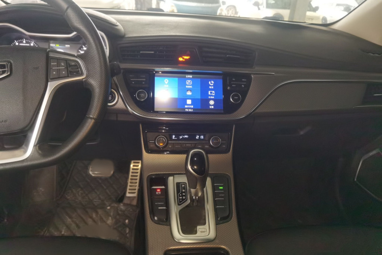 吉利汽车 帝豪GS 2016款 运动版 1.8L 自动领尚型局部细节16