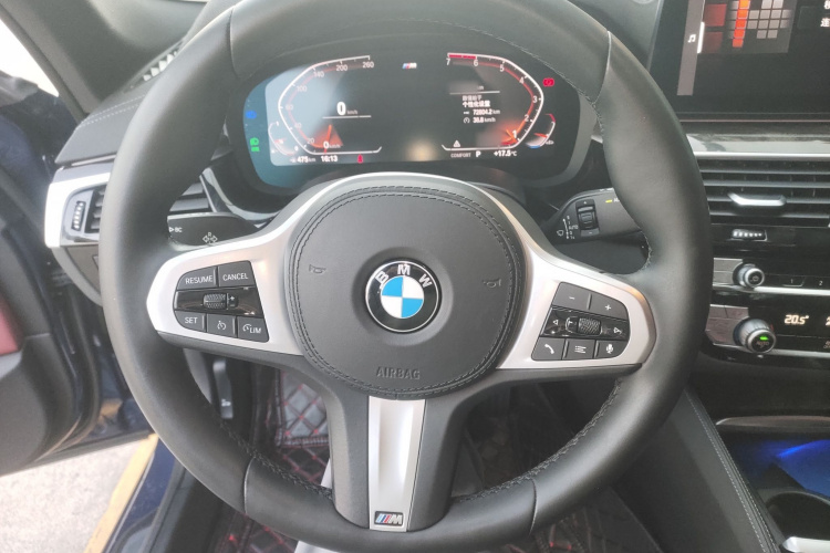 宝马5系 2021款 525Li M运动套装中控内饰13