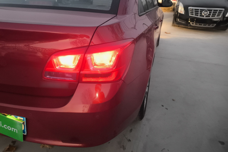 雪佛兰 科鲁兹 2015款 1.5L 经典 SE AT车身外观9