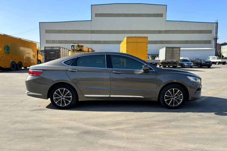 吉利汽车 博瑞 2021款 1.8T 领航版车身外观6008