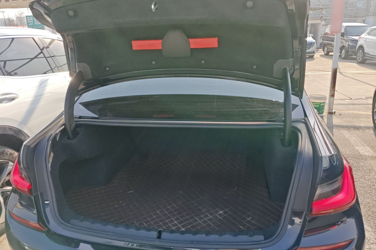 宝马3系 2021款 改款二 325Li M运动套装局部细节23