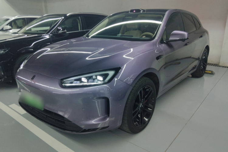 鸿蒙智行 问界M5 2025款 增程   Ultra 四驱版车身外观1