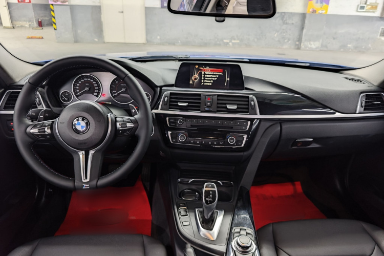 宝马3系 2017款 320Li M运动型局部细节22