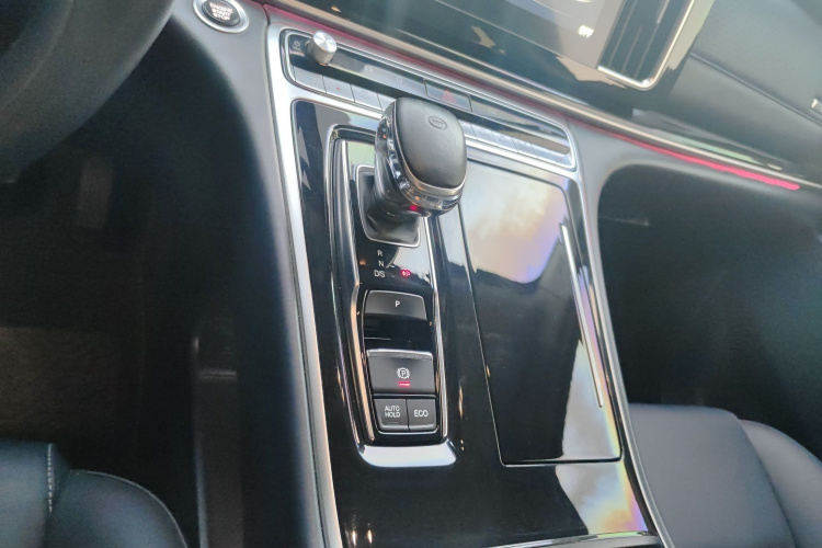 广汽传祺 传祺M8 2023款 领秀系列 390T 尊贵版局部细节18