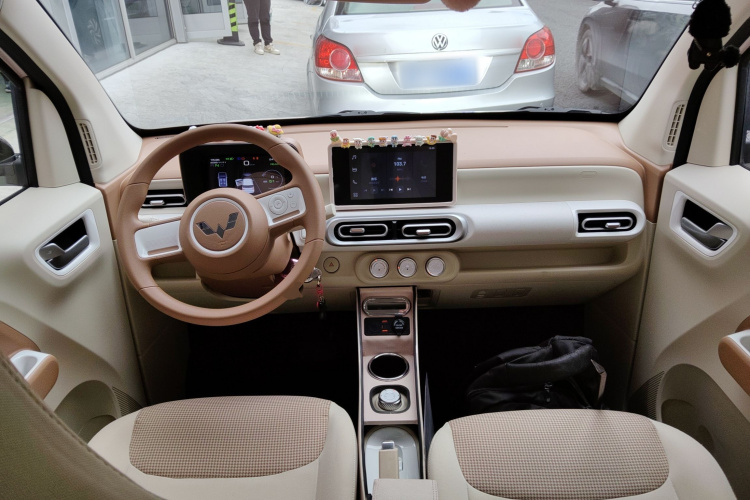 五菱汽车 宏光MINIEV 2024款 第三代 215km 进阶版中控内饰12