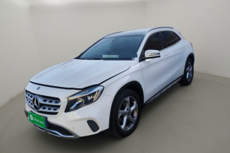 奔驰GLA 2018款 GLA 200 动感型