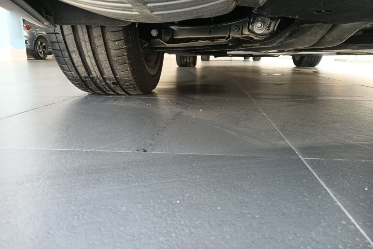 奥迪A8 2024款 A8L 55 TFSI quattro 旗舰型局部细节9003