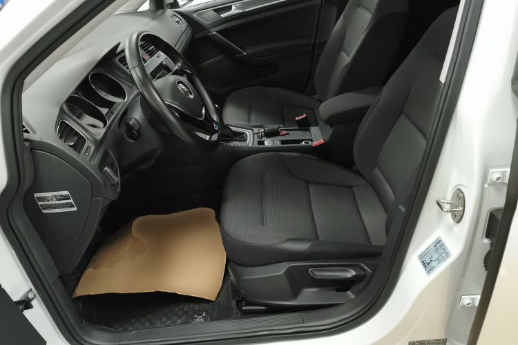 大众 高尔夫 2016款 230TSI 自动舒适型中控内饰19