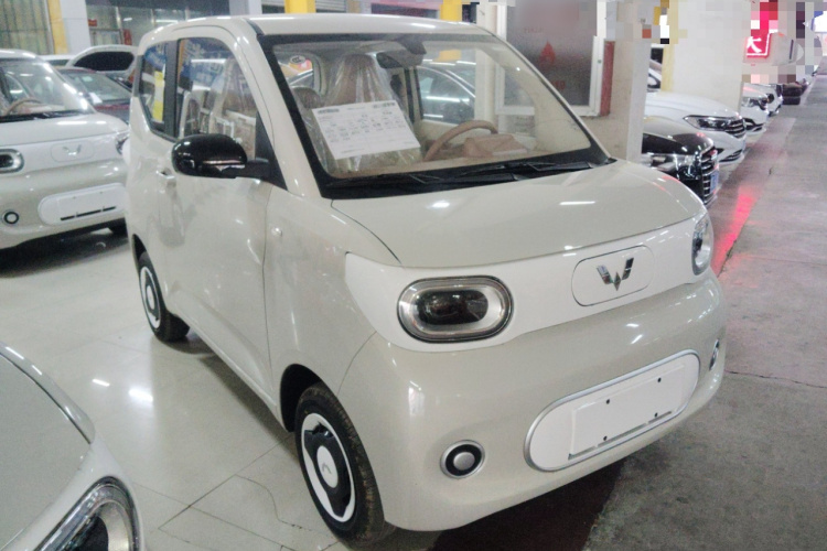 五菱汽车 宏光MINIEV 2024款 第三代 215km 青春版车身外观3