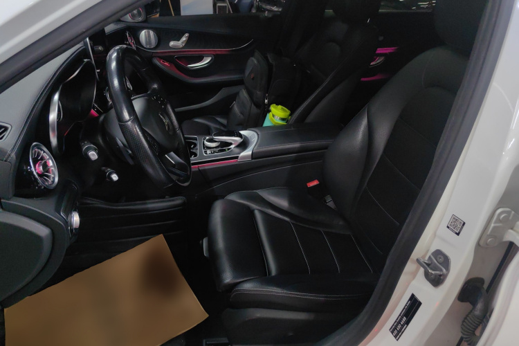 奔驰C级 2018款 C 180 L 时尚型运动版局部细节19