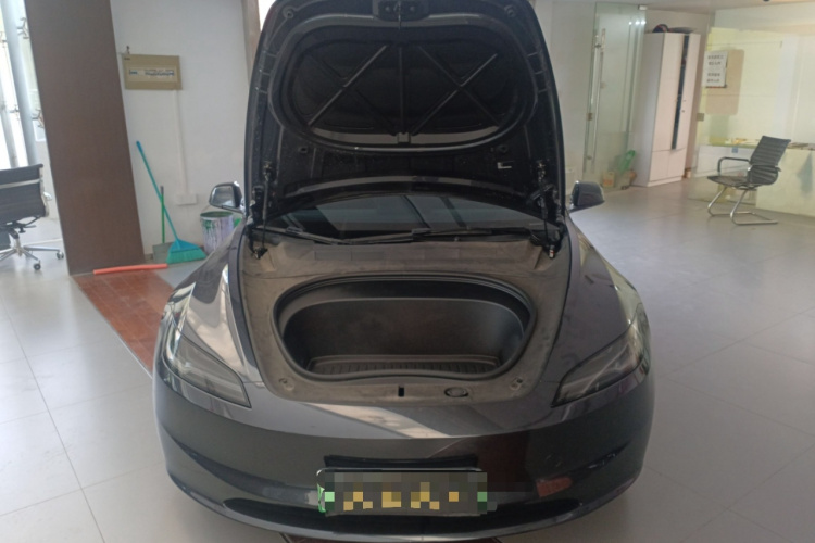 特斯拉 Model 3 2023款 后轮驱动版局部细节24