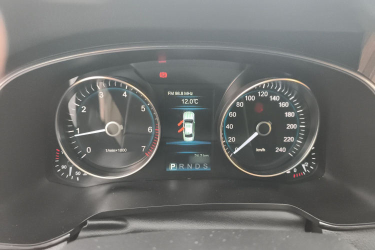 红旗H7 2021款 1.8T 公务版局部细节14