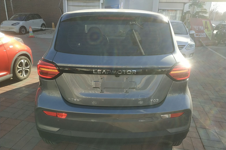 零跑汽车 零跑T03 2021款 400豪华版车身外观6004