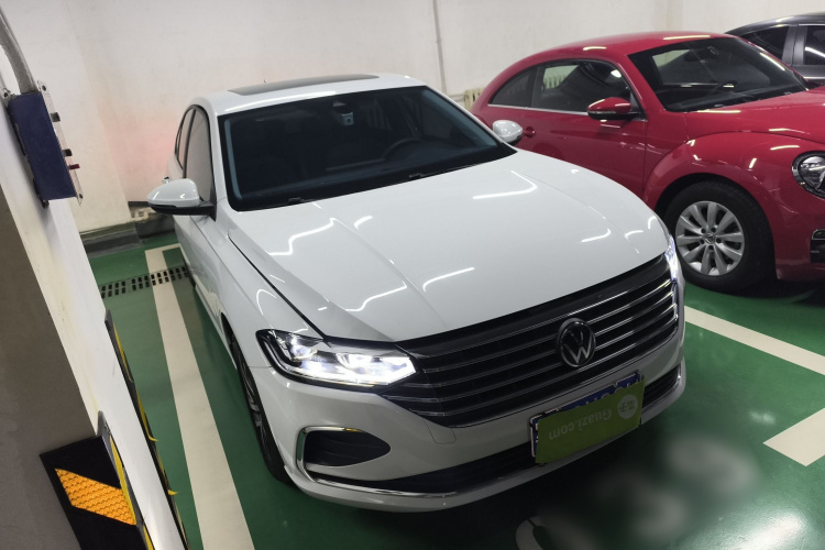 大众 朗逸 2024款 1.5L 自动满逸版车身外观3