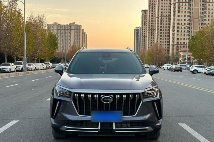 广汽传祺 传祺GS4 PLUS 2022款 390T 自动星云版车身外观6004