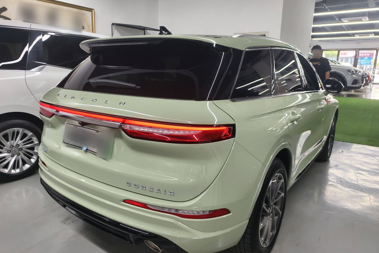 林肯 冒险家新能源 2021款 PHEV 四驱e享版车身外观6005