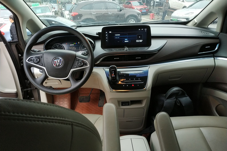 别克GL8 2023款 陆上公务舱 智享型中控内饰12