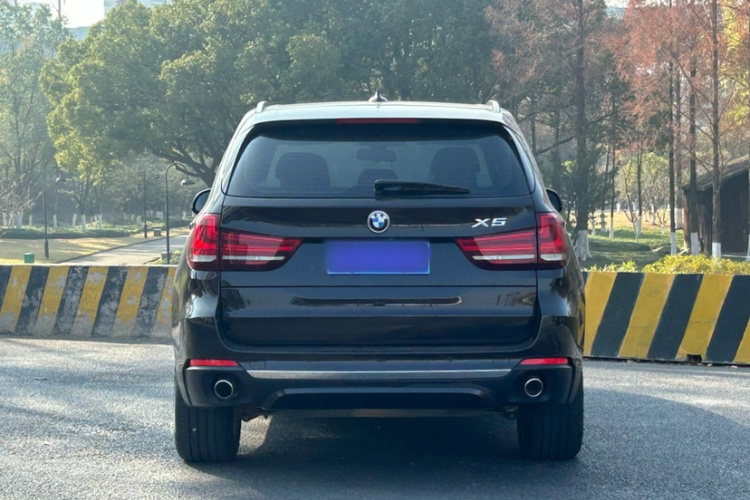 宝马X5(进口) 2018款 xDrive28i车身外观6006