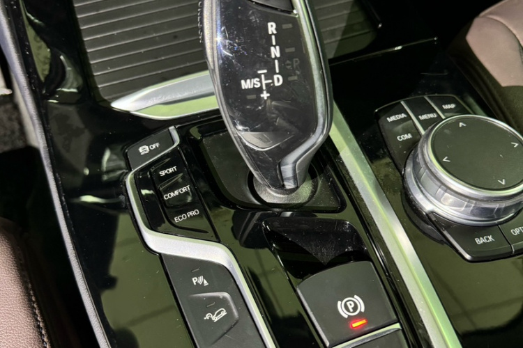 宝马X3 2018款 xDrive25i M运动套装 国V中控内饰7003