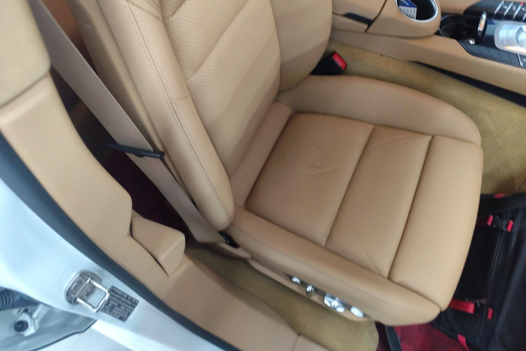 保时捷 2014款 Panamera 3.0T局部细节41