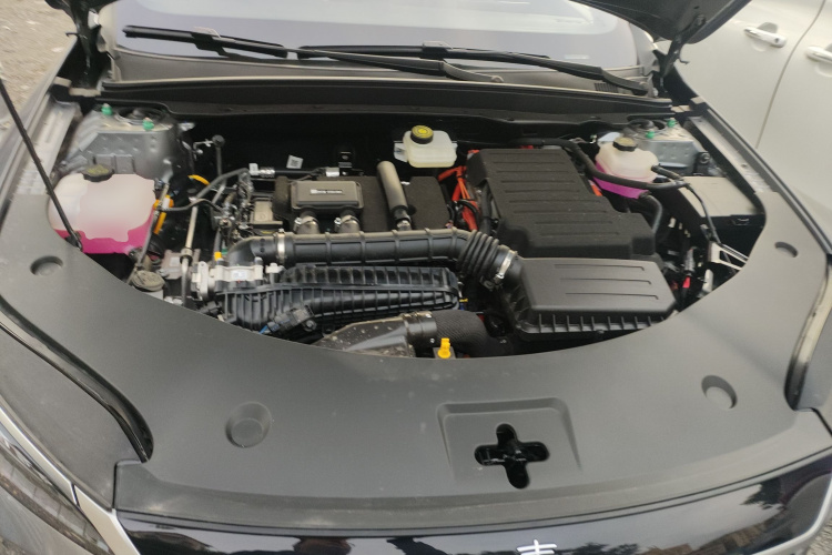 比亚迪 秦PLUS 2025款 DM-i 智驾版 55KM超越型局部细节24