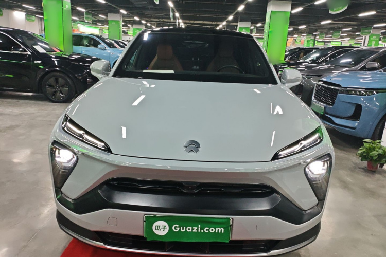 蔚来EC6 2020款 605KM 运动版车身外观2