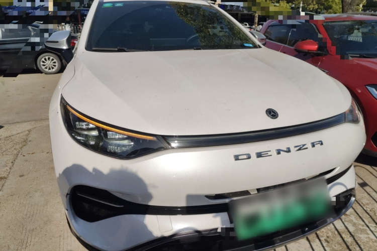 腾势X 2020款 PHEV经典版车身外观2