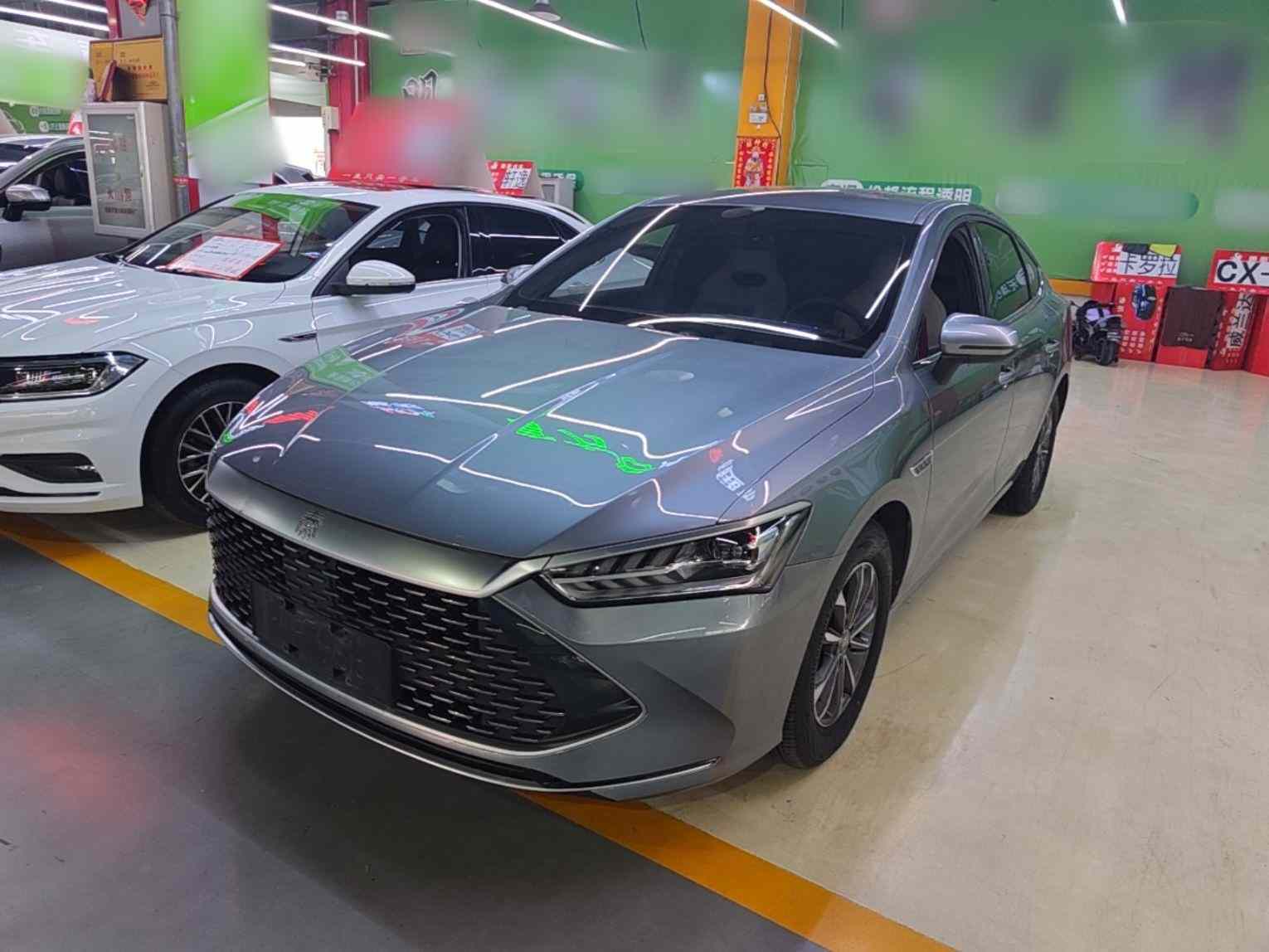 比亚迪 秦PLUS 2024款 荣耀版 DM-i 55KM领先型(2)