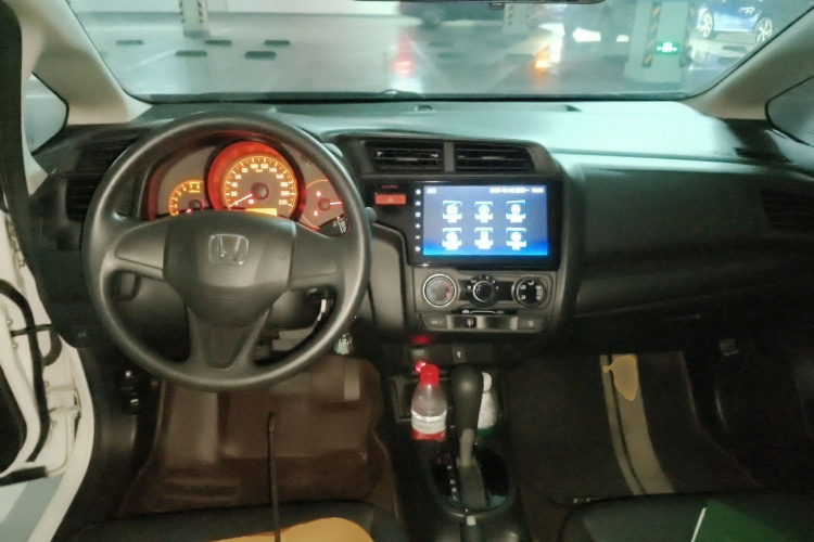 本田 飞度 2014款 1.5L LX CVT舒适型中控内饰12