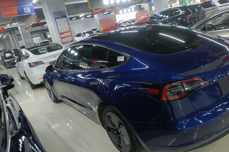 特斯拉 Model 3 2022款 后轮驱动版车身外观6003