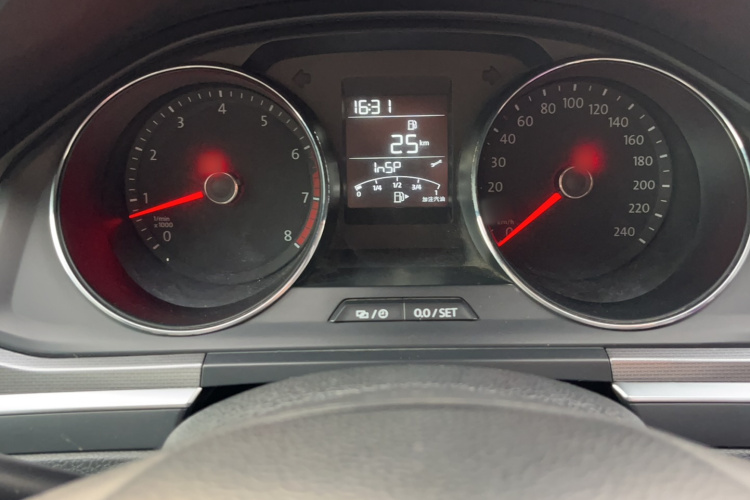 大众 宝来 2016款 1.6L 手动时尚型局部细节14