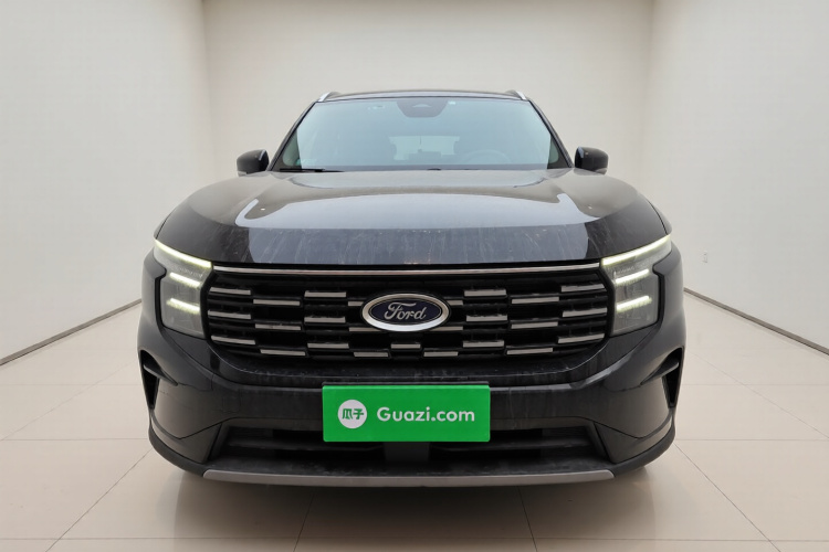 福特 2023款 锐界L 2.0T EcoBoost E混动两驱七座豪华型车身外观2